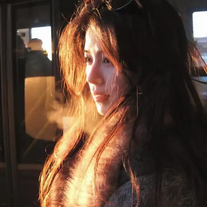 两女之间难为夫